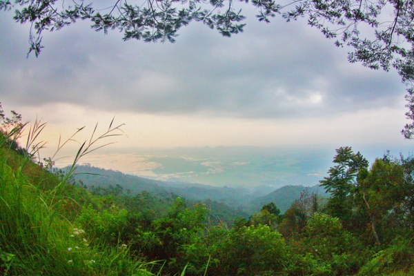 Rawa pening terlihat dengan jelas di lereng Kendil (dok.pri).