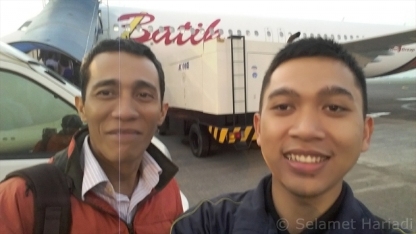 Bersama Pak Mawan sebelum Naik Pesawat (dok.pribadi)