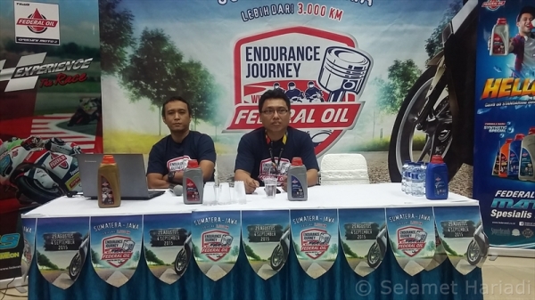 Pemateri Pengenalan Pelumas dan Teknologi Federal Oil (dok.pribadi)
