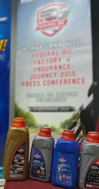 Beberapa produk oli Federal