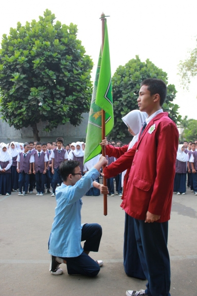 SERAH TERIMA JABATAN PENGURUS OSIS MTsN 33 JAKARTA