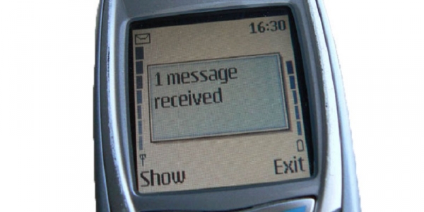 SMS - ilustrasi: yourstory.com
