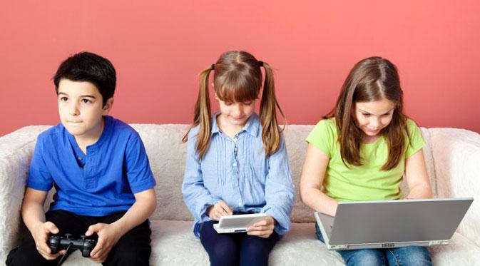 Tips Mengenalkan Gadget Pada Anak Family Internet Broadband