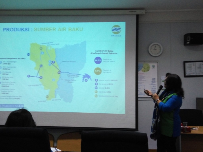 Meyritha Maryanie, Corporate Communications and Social Responsibility Division Head PALYJA mengatakan ketersediaan air baku untuk pengolahan air bersih sangat penting (dokpri)