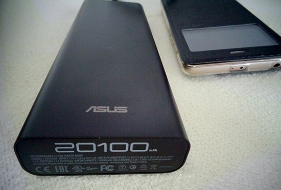 ASUS ZenPower Ultra 20100mAh (Foto: Dokpri)