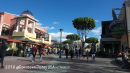Downtown Disney, sebuah ‘markeetplace yang cantik menarik, dengan konsep Disney| Dok pri