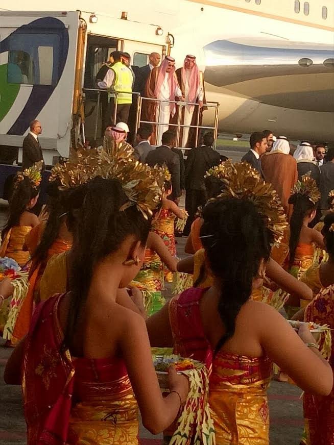 Penyambutan raja salman di bali 2017 (Merdeka.com/gede nadi jaya)