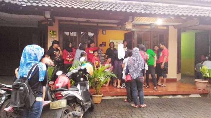 Berbagi tanpa sekat apa pun (foto: dok KS)