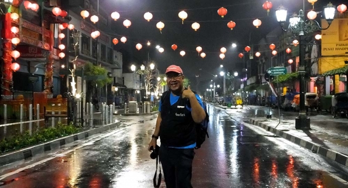koleksi pribadi. Kapan lagi bisa motret di tengah jalan seperti ini jika tidak subuh dinihari