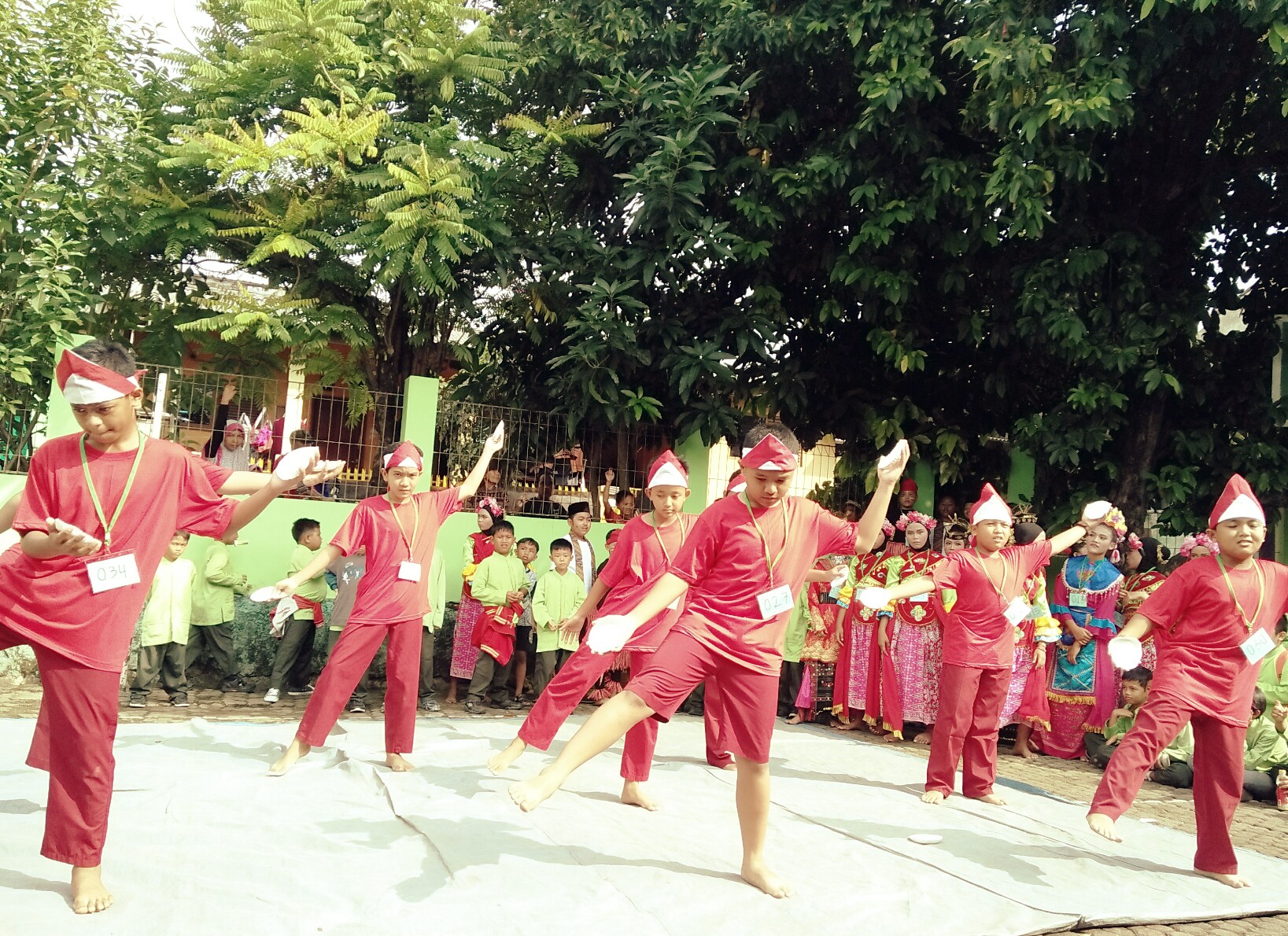 Tarian piring| Dokumentasi pribadi