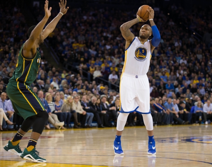Sumber: fansided.com (marreese speights juga boleh ding kan tembakan tiga angkanya juga bagus)