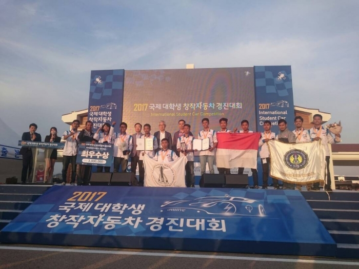 Pemberian penghargaan Best of Best Award ISCC 2017 Korea Selatan | foto dok. Pak MW
