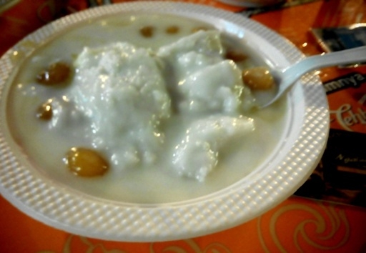 Kombinasi Bubur Sumsum dan Biji Salak yang nikmat (dokpri)