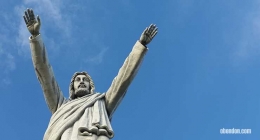 Patung Yesus Memberkati, ikon wisata religi baru di Toraja (dok. koleksi pribadi)