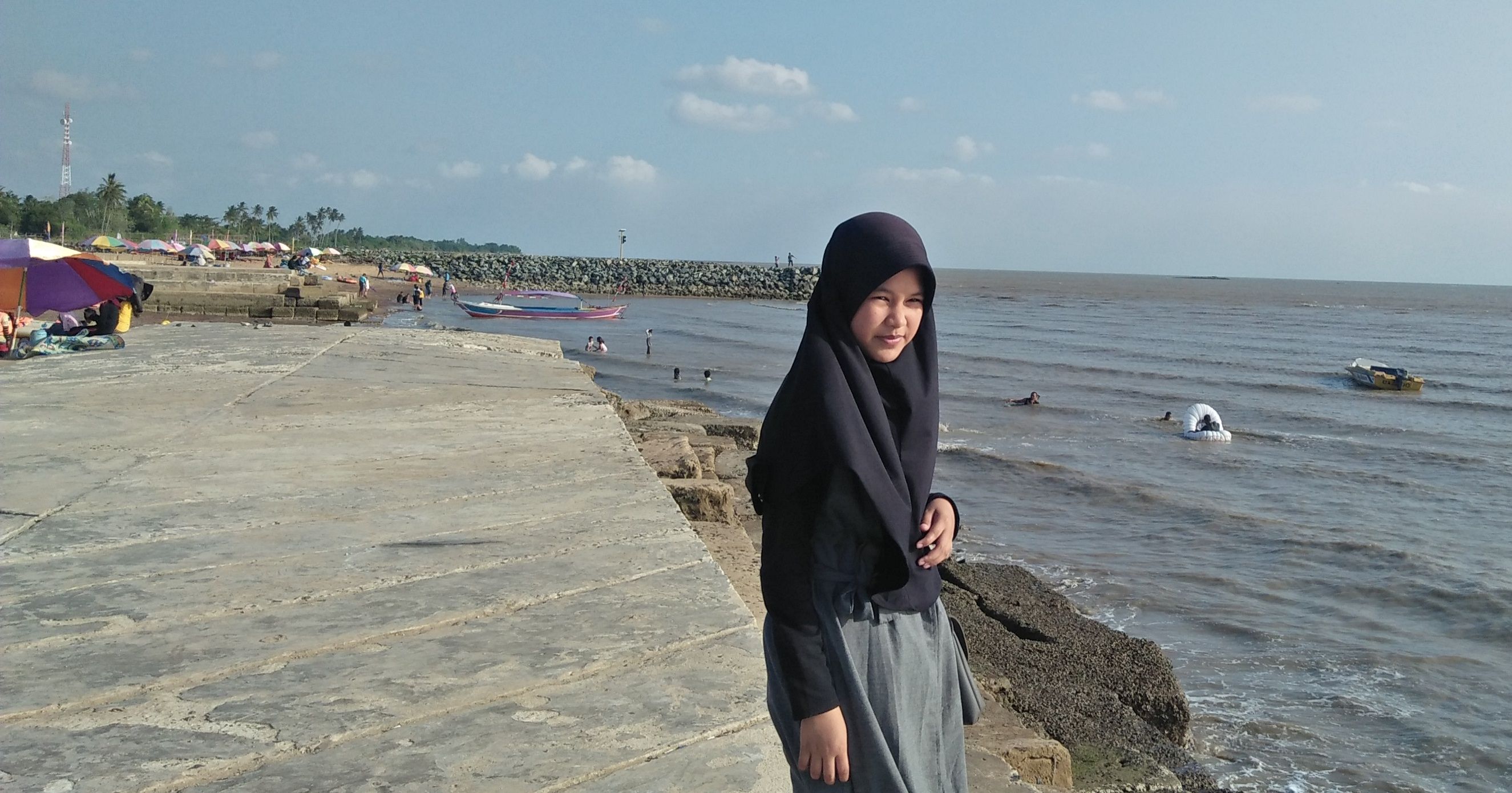 Pantai Takisung , Destinasi Wisata Pantai Terkenal di Kalsel | Blog IGI