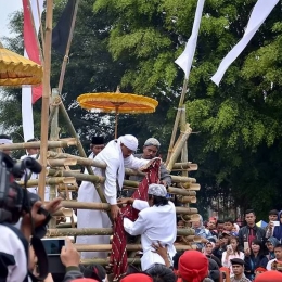 Mantra Sunda Jenis Fungsi Dan Pengaruh Antar Budaya Halaman 1 Kompasiana Com