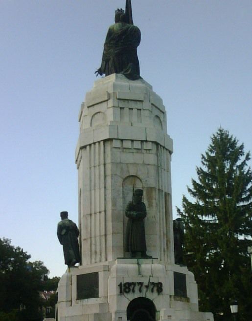 Sumber: Supartono JW (Monumen Ibu Bulgaria)