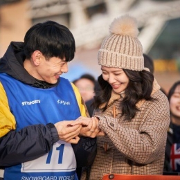 Film Korea New Year Blues 4 Kisah Cinta Berbeda Yang Saling Berkaitan Satu Sama Lain Halaman 1 Kompasiana Com