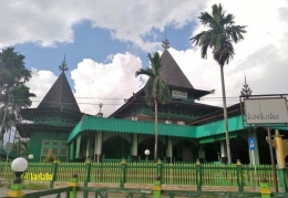 Masjid Kayu Sultan Suriansyah | @kaekaha