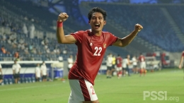 Selebrasi Kadek Agung ketika menjebol gawang Thailand dalam kualifikasi Piala Dunia 2022 di Dubai (Foto PSSI.org)