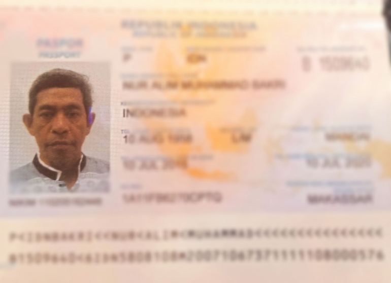 Paspor, salah satu dokumen penting (foto dok pribadi)
