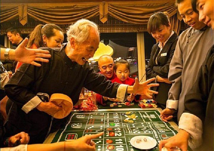 Mengapa Orang Tionghoa Suka Main Judi? Halaman 1 - Kompasiana.com
