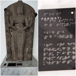 Informasi pada arca Parwati dan beberapa arca lain sudah dilengkapi huruf Braille (Foto: Oyen Ongkodharma)