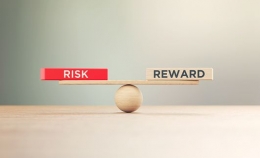 Risk vs return | Sumber : unsplash.com