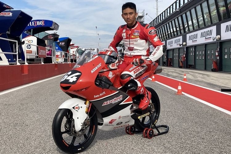 Mario Suryo Aji mendapat wildcard untuk balapan pada Moto3 Emilia Romagna dan Moto3 Algarve| Sumber: Dok. AHM via Kompas.com 