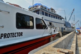 Kapal Speedboat yang sedang bersandar di Pelabuhan Sunda Kelapa. (Yudisald/Jurnalis) 