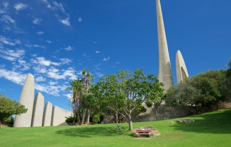 Afrikaans Language Monument: travel-assets.com