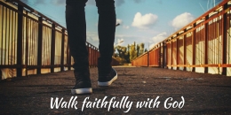 Ilustrasi berjalan bersama Tuhan | sumber: jtdyer.com