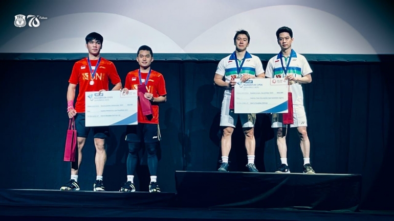 Sumber foto : badminton.ina/akun twitter (The Minions berhasil naik podium setelah lama puasa gelar setelah Olimpiade Tokyo 2020)
