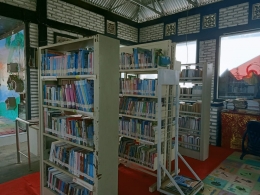 Satu lagi perpustakaan desa yang dikelola dengan baik (Sumber gambar: Dokumentasi pribadi). 