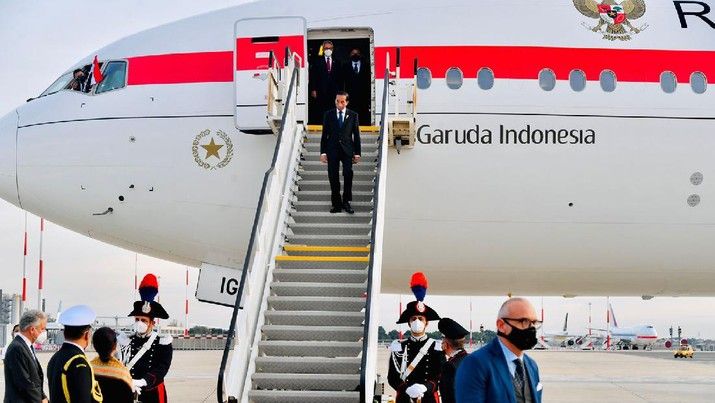 Presiden Jokowi dengan Garuda Indonesia hadiri KTT G20| sumber : cnbcindonesia.com