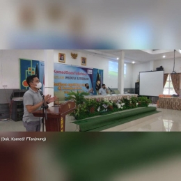Jesayas Surbakti, sebagai alumni Smansa Medan memberikan kata sambutan (Dok. Komed /ftanjung)