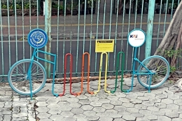 Bike rack di Stasiun KRL Sudirman (foto by widikurniawan)