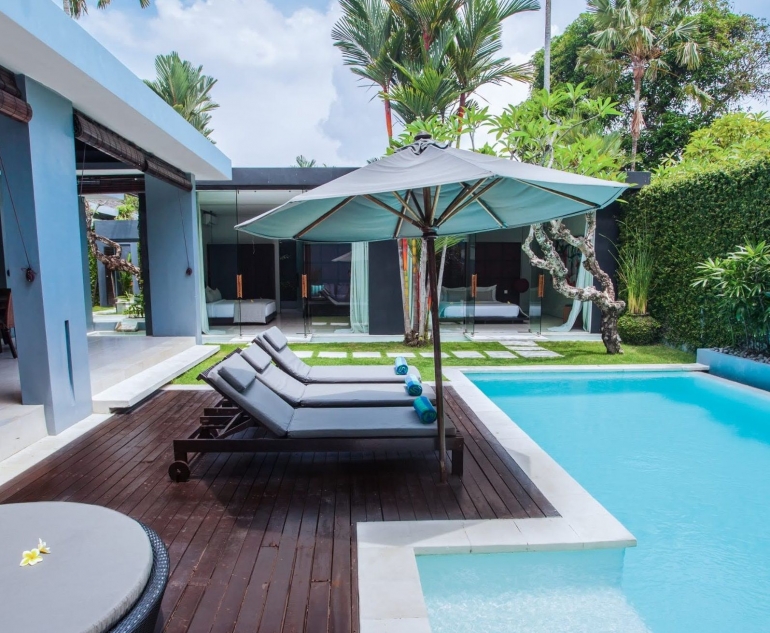 Staycation di Kembali Villas Seminyak Kuta Bali yang sudah bersertifikat CHSE membuat liburan akhir tahun kita aman dan nyaman (dok. Kembali Villas)
