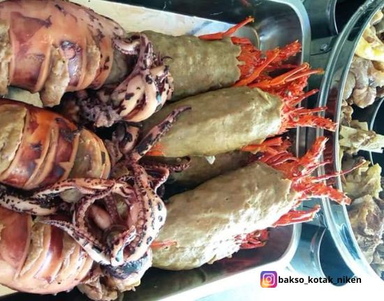 Bakso lobster terdekat
