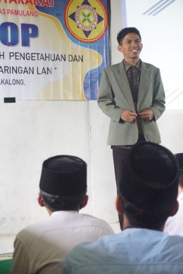 Sambutan oleh pimpinan Pondok Pesantren Ahmad Nurul Anwar, S.Kom., M.Kom/dokpri