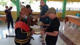 Metinuwu'i, sebuah ritual do'a keselamatan untuk para tamu di Lembah Bada, Sulawesi Tengah. (@Herson Kapuy)