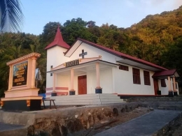 Gereja Imanuel Jemaat GPM Mesa Pulau Teon Kabupaten Maluku Tengah - Provinsi Maluku (Dokumentasi Panitia)