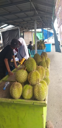 Buah Durian dari Tidore dan Jailolo (Dokumentasi Pribadi)