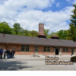 Foto: Bangunan kamar gas dan krematorium di kamp konsentrasi Dachau. (dokpri)