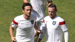 Foto Lampard dan Rooney saat berseragam timnas Inggris | (aset: skysports.com)