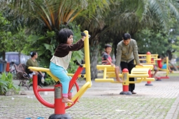 Sudut Taman Gulun ada fasilitas olahraga gratis. Foto via Madiuntoday