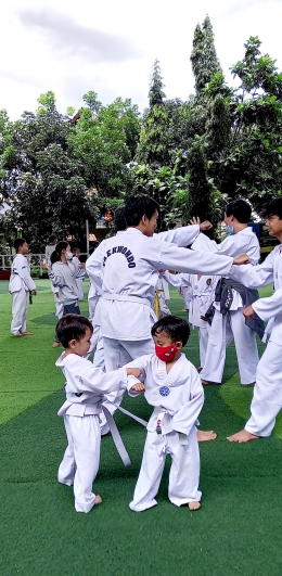 Pelatihan terstruktur sebagai bekal bagi anak melalui Taekwondo/dokpri