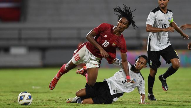 Ronaldo Kwateh bermain cemerlang dengan satu asisnya dalam debut bersama Timnas Senior (Foto Antara/Nyoman Budhiana). 
