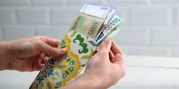 Penggunaan Uang saat Hari Raya Idul Fitri (Sumber: dream.co.id)