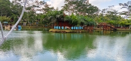 Ke Banyuwangi? Kunjungi Umbul Bening nan indah, lengkap dengan kolam renang yang airnya bening. Sumber: Dokpri. 